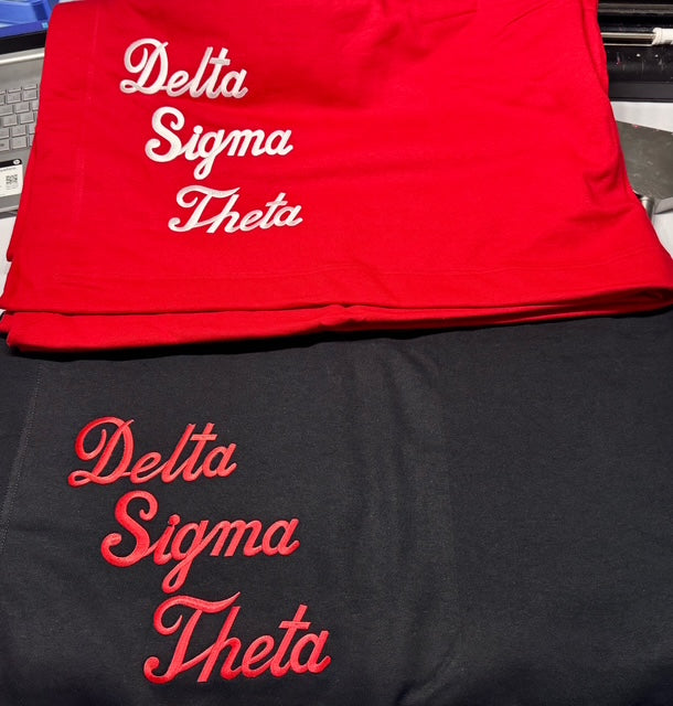 Cozy Delta Sigma Theta Throw